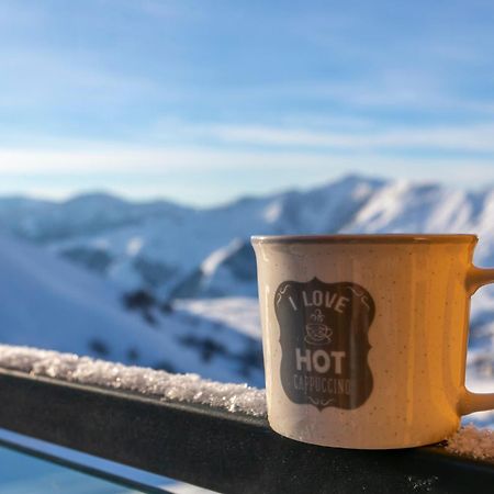 Gudauri Mountain Views Apartment Екстериор снимка