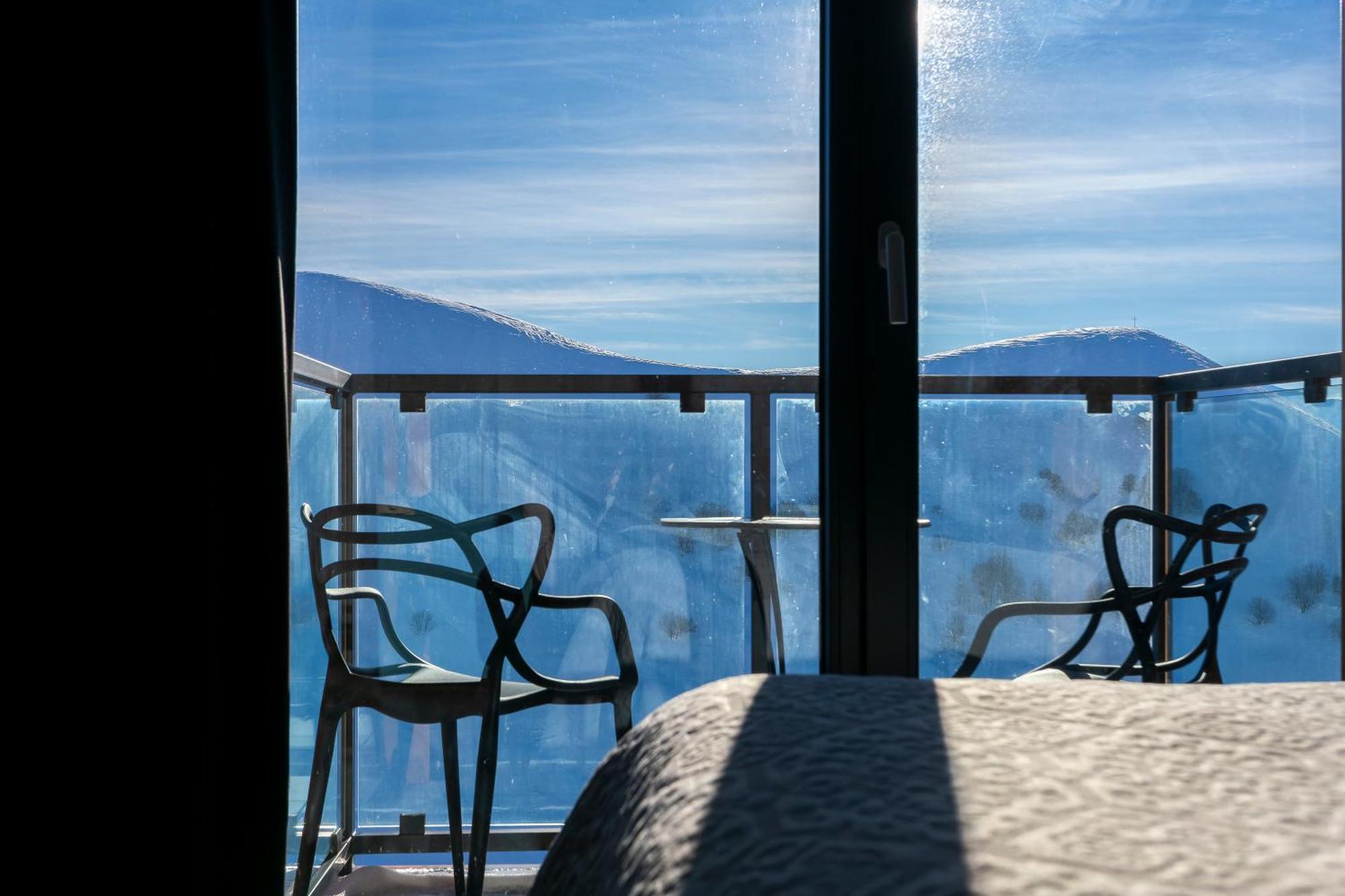 Gudauri Mountain Views Apartment Стая снимка
